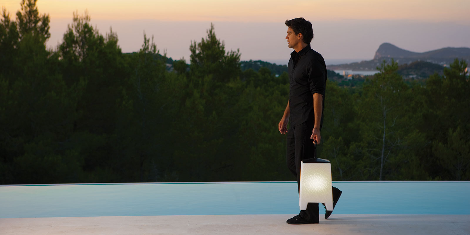 https://www.vondom.com/imagenes/ambientes/46028A/DE