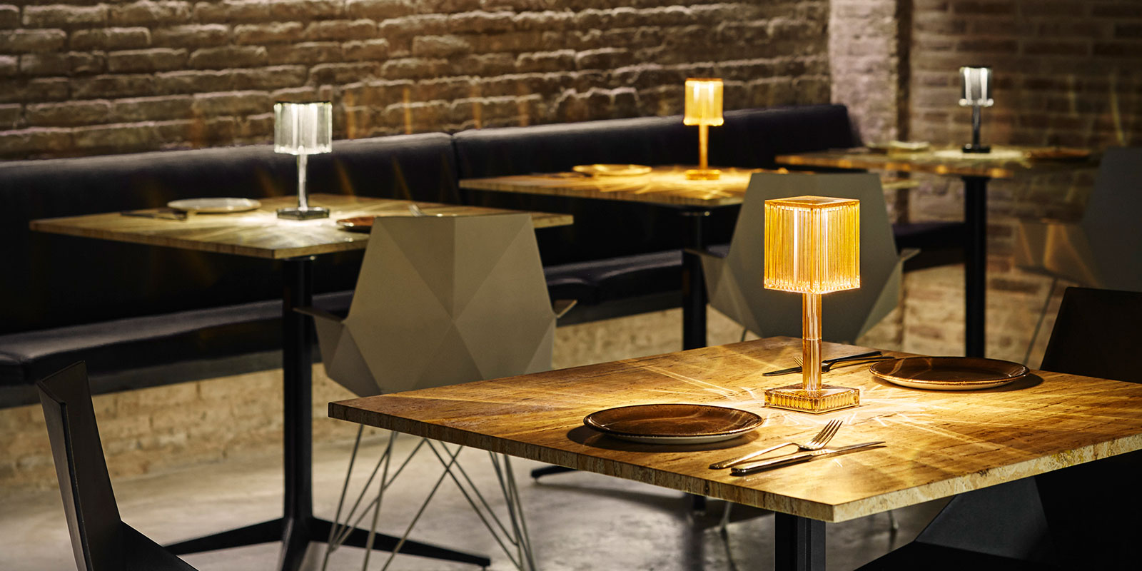Vondom gatsby cylinder table lamp on sale