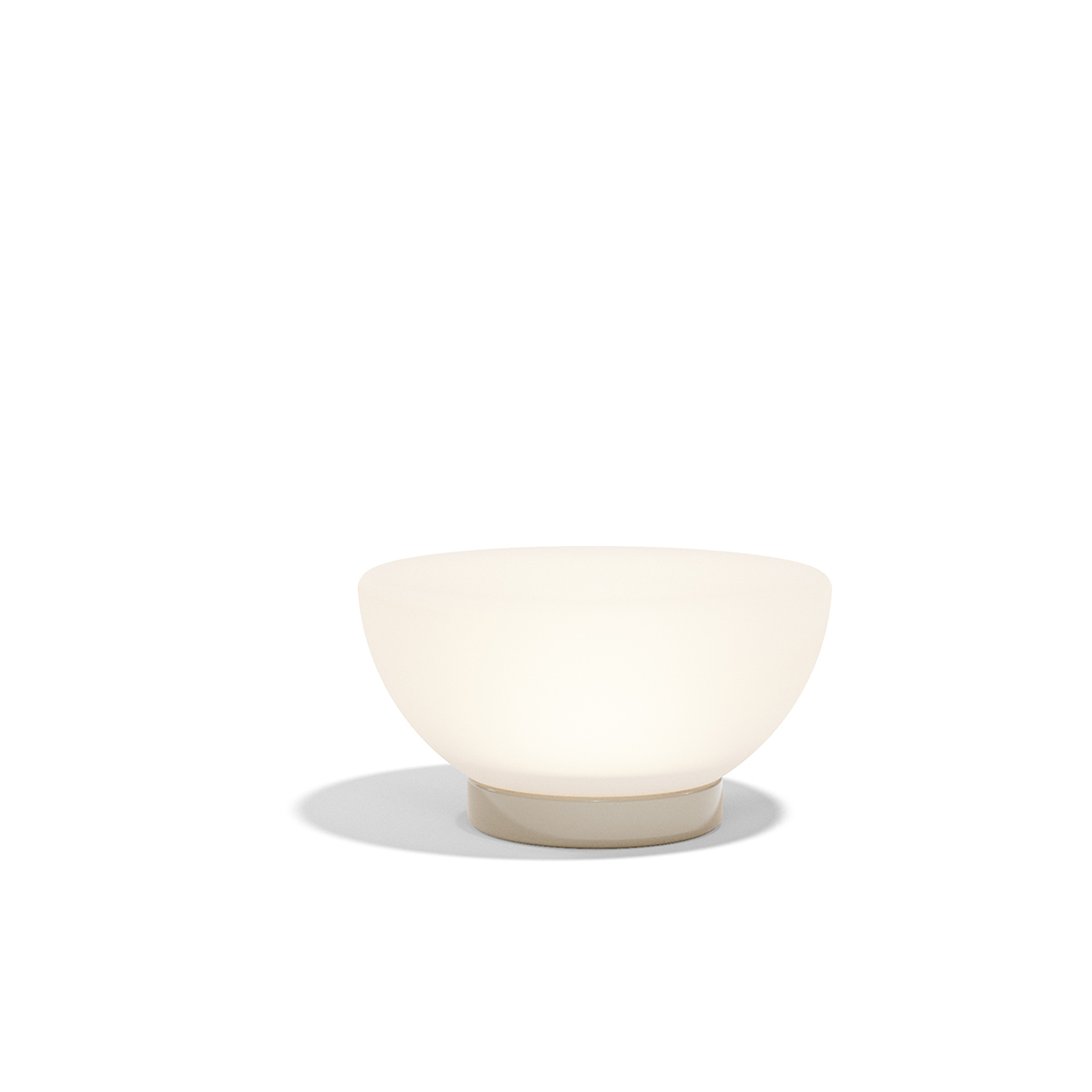 22 Vondom Luna Lamp Ramon Esteve 54858F Ecru Lacquered 