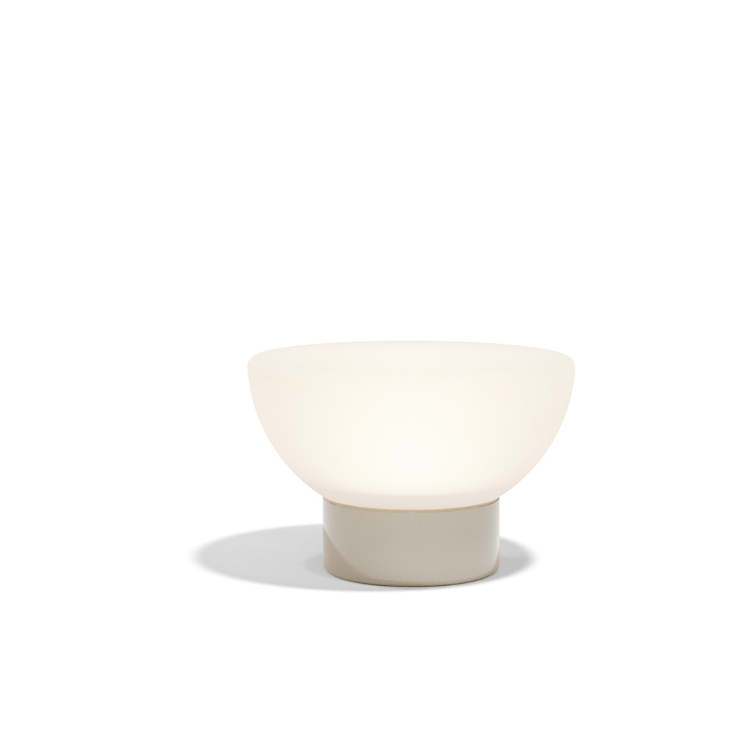 22 Vondom Luna Lamp Ramon Esteve 54859F Ecru Lacquered 