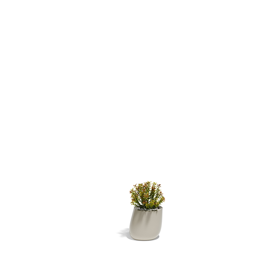 17 Vondom Stone Planter Stefano Giovannoni 55029F Ecru Lacquered 