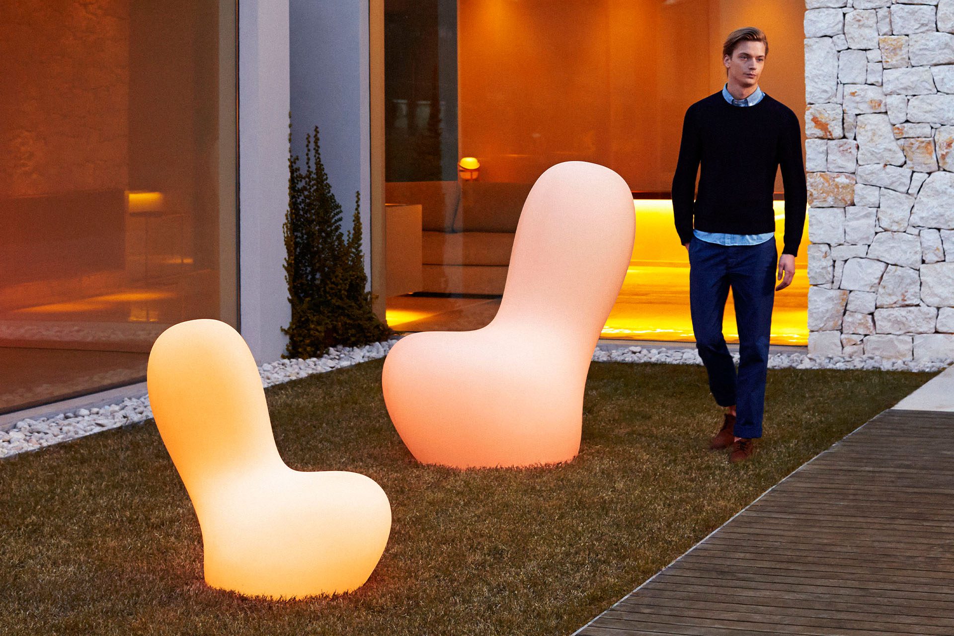 Sabinas outdoor lamp by Javier Mariscal Vondom
