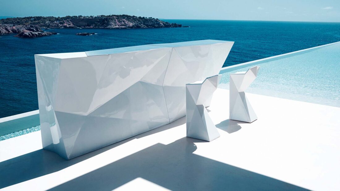 Vertex bar and stool by Karim Rashid Vondom