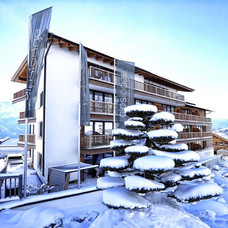 Christmas decoration and outdoor lamps by Vondom