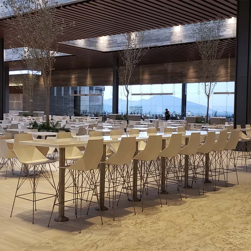 Plaza Satelite Project | Shopping Center Furniture | Vondom