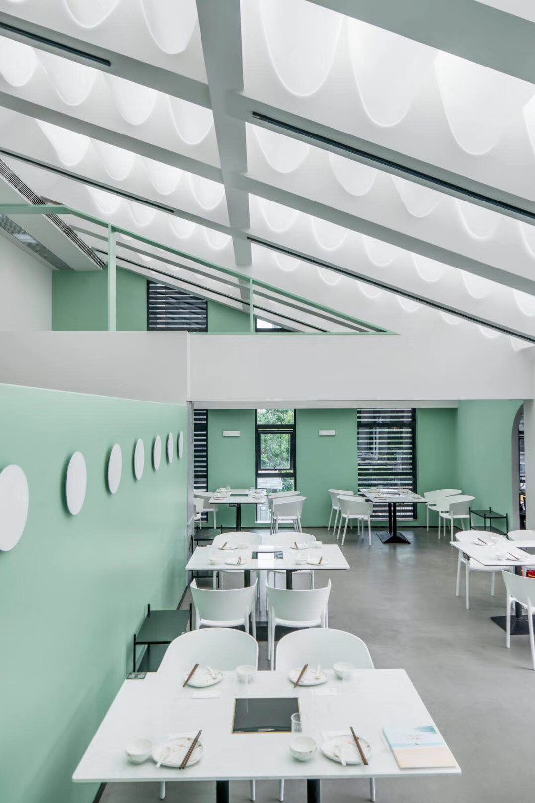Putian A+ Family Restaurant Project | Contract Chairs | Vondom