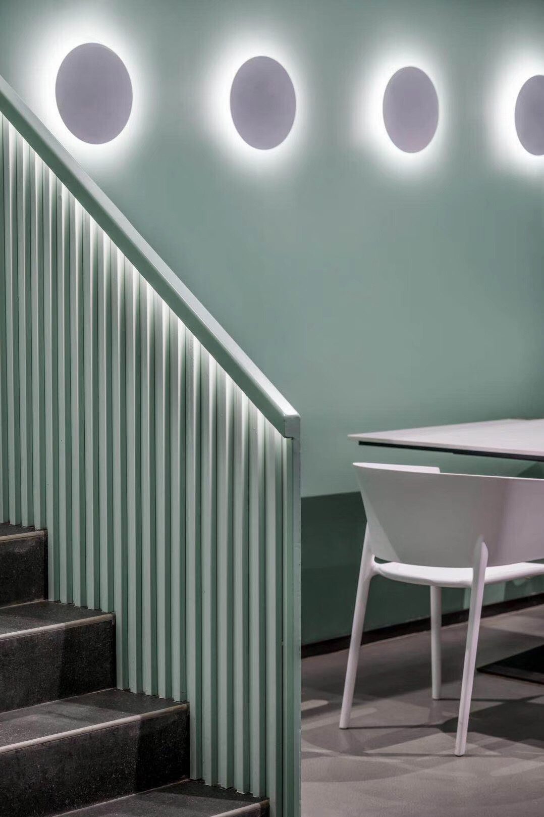 Putian A+ Family Restaurant Project | Contract Chairs | Vondom