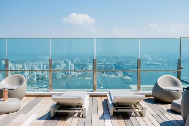 51 sky bar