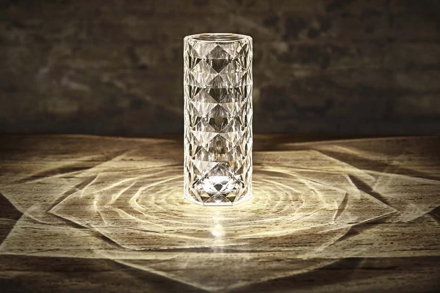 Decorate and illuminate your interior design | Vondom