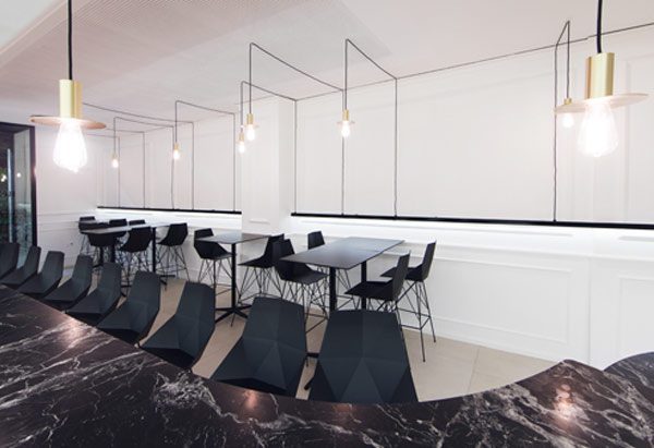 Blanc i Negre | Restaurant Design Furniture | Vondom