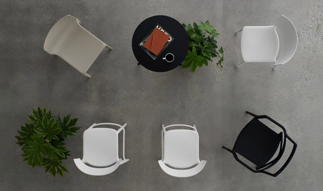 Hospitality in & out furniture