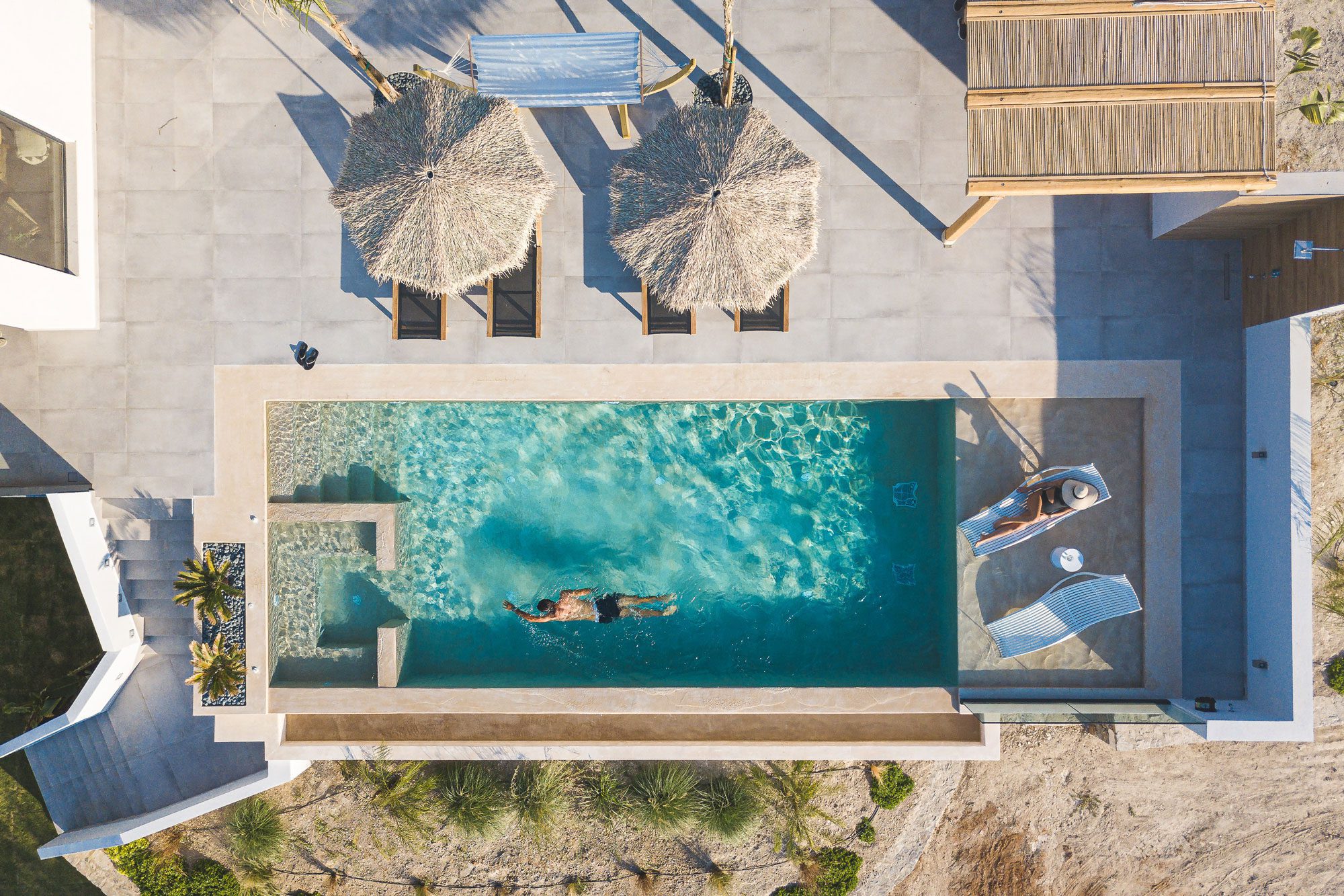 vondom-sun-lounger-ibiza-bohemian-villas-crete-greece (4)