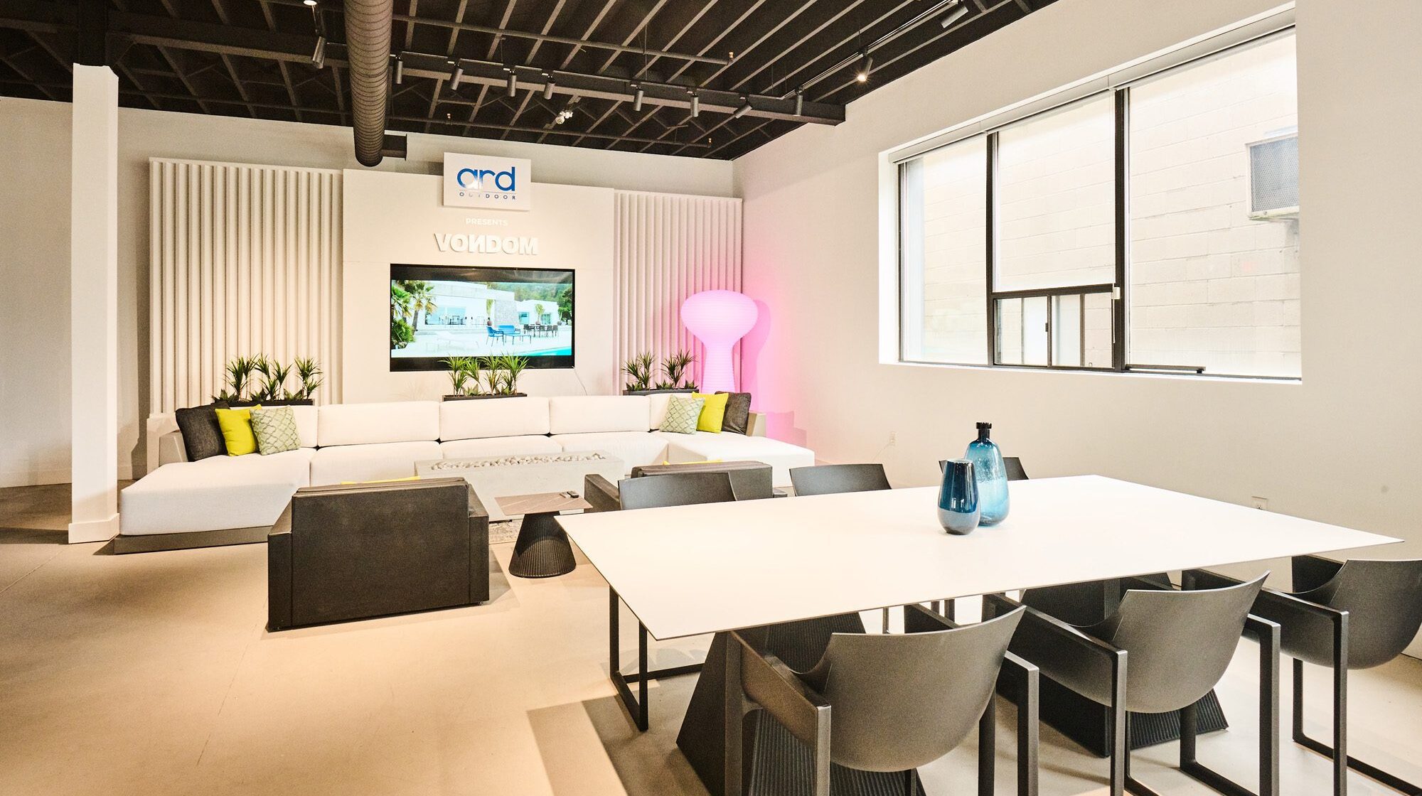 vondom-design-furniture-new-canadian-showroom