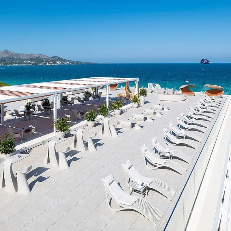 Romanov Sky Bar