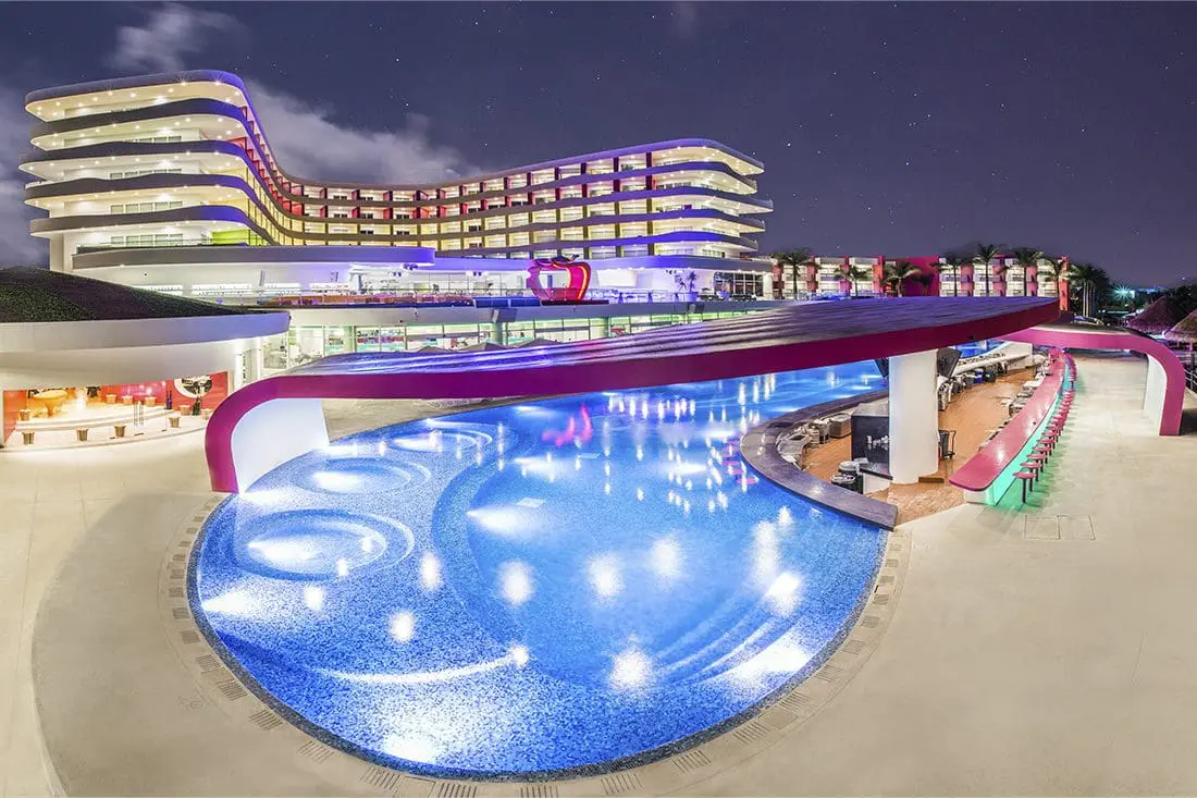 Hotel Temptation Cancun Resort